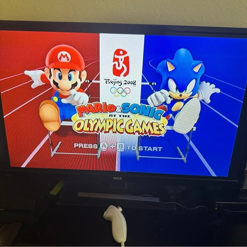 Nintendo Wii Mario and Sonic at Olympic Games complete game with manual - Picture 9 of 11